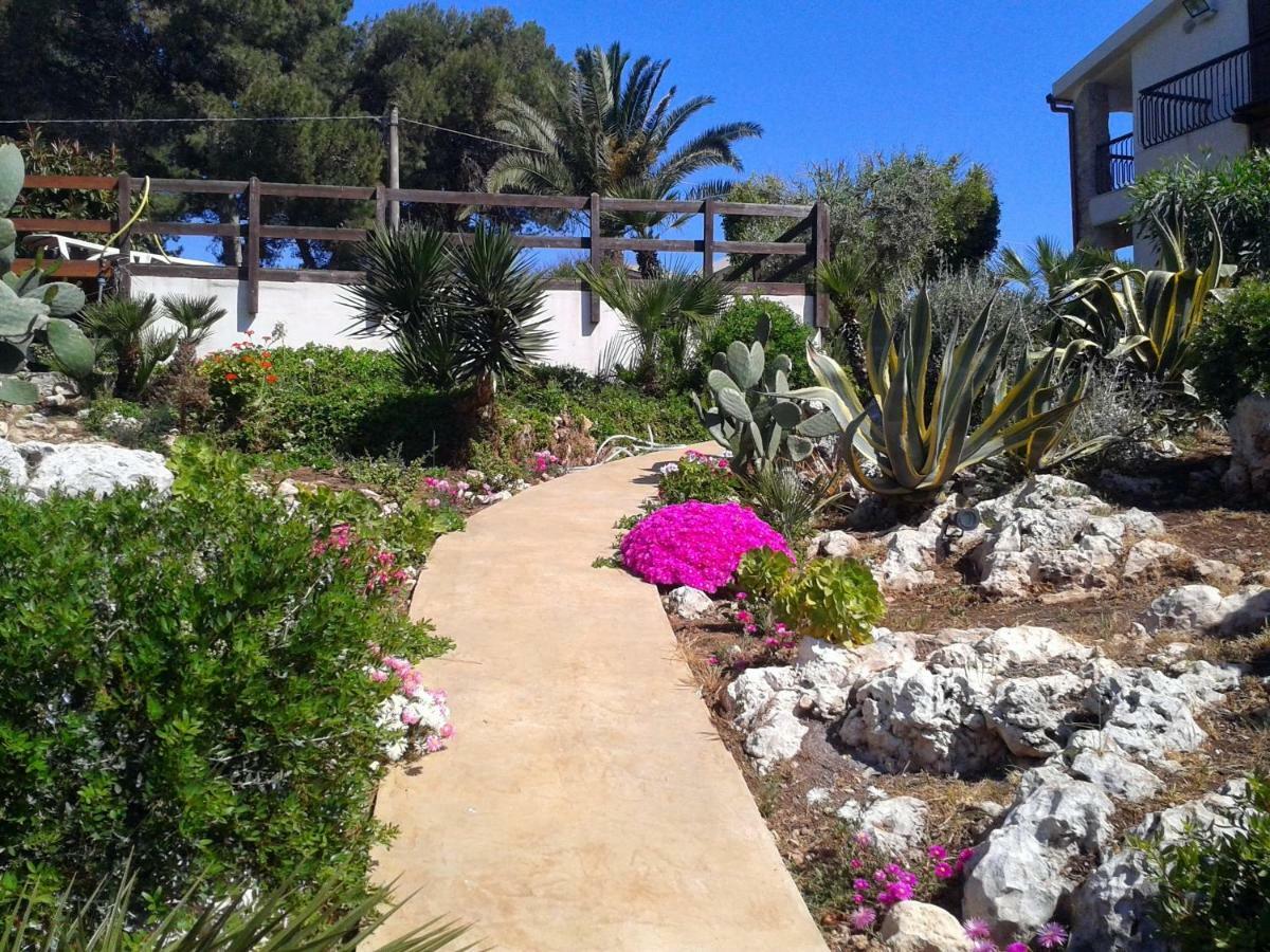 A Due Passi Dal Mare Con Piscina Villa Fontane Bianche Bagian luar foto